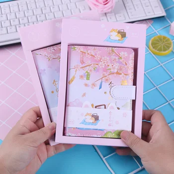 Набор от книги Maiden сърце Cherry Blossom серия Пу с магнитна тока, креативна подарък кутия Cherry Blossom, дневник, цветна страница, ръководство за потребителя